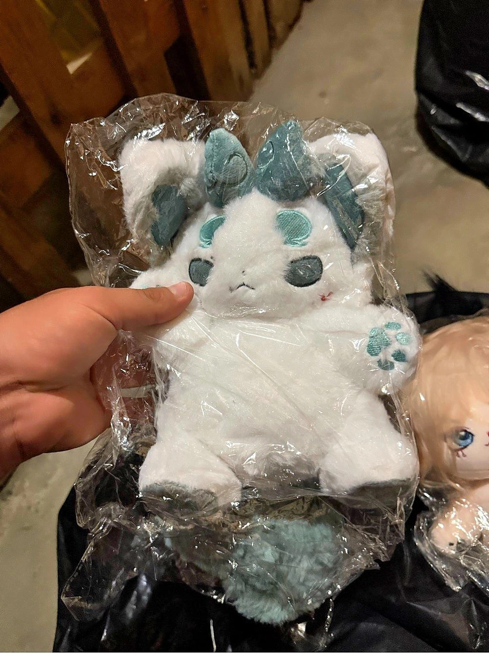 20cm Beast Cotton Doll Plush - White Fantasy Creature Wolf Dog with Mint Horns &